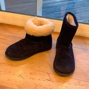 EMU Navy Waterproof Sheep fur lined Kids Winter boots size 2